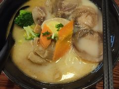 -陕味食族(西小口路店)