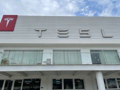 -TESLA 特斯拉(广州天环广场体验店)