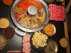 -晓宇重庆火锅(西安荟聚店)
