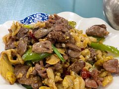 黄瓜炒鸭杂-洞背山庄(洞背院区式管理小区店)