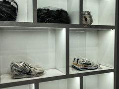 -翰皇直营洗衣洗鞋(望京鹿港店)