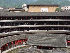 -初溪土楼群