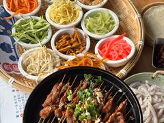 -包整·丝娃娃(一览甲秀楼风景店)