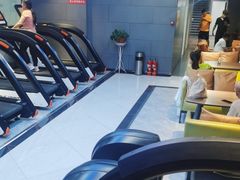 -开阳里游泳健身