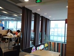 大堂-麦当劳(仙林亚东城得来速店)