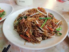 -大富蚝乌东哥饭店·石锅鱼杂·柠檬鸭(革新路店)