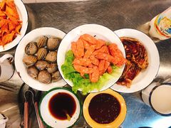 -马路牙子烧烤音乐酒馆(望京店)