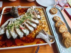 -莲餐厅·湖北菜·潜江小龙虾店(愚园路店)