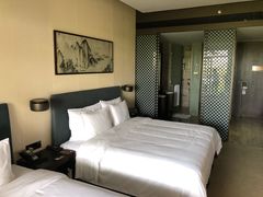 -深圳隐秀山居酒店