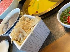 -小天鹅火锅·一线江景洪鼎旗舰店(洪崖洞店)