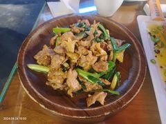 -隔壁老王·家常云南菜(花巷店)