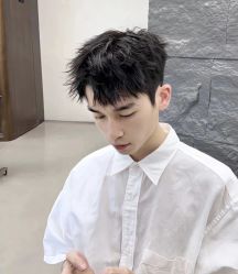 -尤司男士国潮理发馆