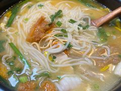 -银米·云南传统过桥米线(双廊黑金冠店)