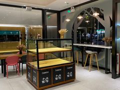 面包甜点陈列柜-小西家作(富力爱丁堡店)