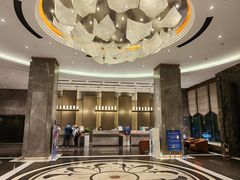 -华海酒店(茂名高铁站店)