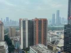 -华强广场酒店-椰香高空自助餐厅