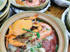 海鲜腊味煲仔饭-崖口煲仔饭