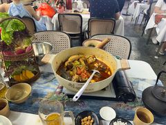 -刘姐啤酒鱼民族演艺餐厅(西街总店)