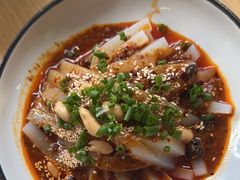 -渝信川菜 · 川味家常菜(财富购物中心店)