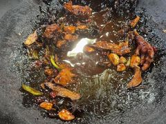 -皖北巫氏三胖地锅鸡(长淮总店)