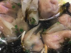 鲜肉芹菜燕皮馄饨-巧燕坊一笼一蒸(庆春广场地铁站店)