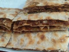 香酥肉饼-北京龙庆四季香农家饭庄·灶台鱼·碳烤虹鳟鱼(龙庆峡店)