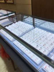 -老庙黄金(石路店)