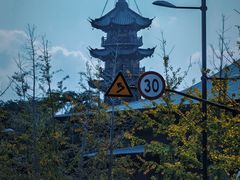 -龙华寺