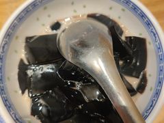 -邹开喜·炭炉鸡煲·海鲜火锅(虹口足球场店)