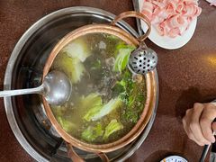 新鲜的蔬菜-银同牦牛肉火锅