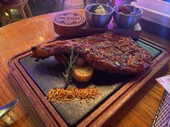 纽西兰SFF珍藏级战斧牛扒-MR.ROCKY洛奇先生RESTAURANT&BAR(宝安壹方城店)