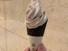 -喜茶(北京华贸购物中心店)