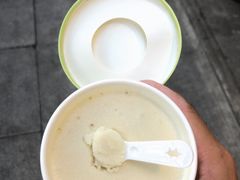 豆汁冰淇淋-年记·兴顺斋 牛街清真熟食小吃店