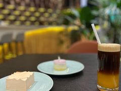 -théATRE茶聚场·餐厅(环球金融中心店)