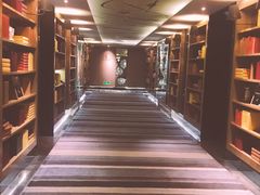 走廊-深圳皇庭V酒店
