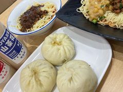 -李与白包子铺(桐梓林店)