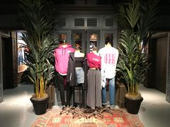 -Hollister(希慎广场店)