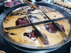 红汤锅底-铜元老码头鳝鱼火锅