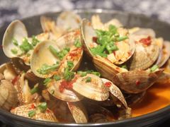 -胡桃里音乐餐厅(陶溪川店)(川湘赣菜·世界百大酒庄直供红酒·音乐表演)