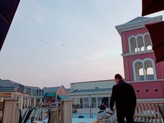 -王府井奥莱临潼小镇(临潼店)