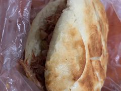 黄老太牛肉烧饼-老西关黄老太牛肉烧饼