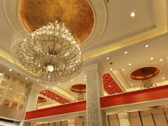 -荣誉国际酒店-云顶旋转餐厅