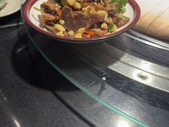 -挂旗柴锅鸡(蚌山区嘉年华店)