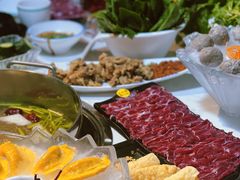 -牛员外鲜切牛肉火锅