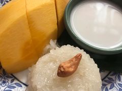 -卷心菜和避孕套餐厅(Pattaya)