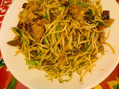 -闯关东东北农家菜(崂山石老人店)