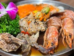 -明洞阿姨·韩式酱蟹烤肉·创意料理(方庄店)