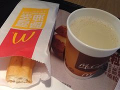 早饭-麦当劳(静安寺店)