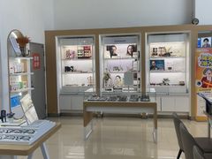 -大连何氏眼科医院