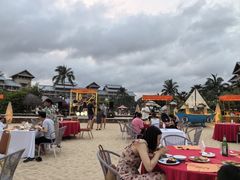 -亚龙湾希尔顿自助餐厅·海鲜·烧烤·沙滩BBQ·现场乐队
